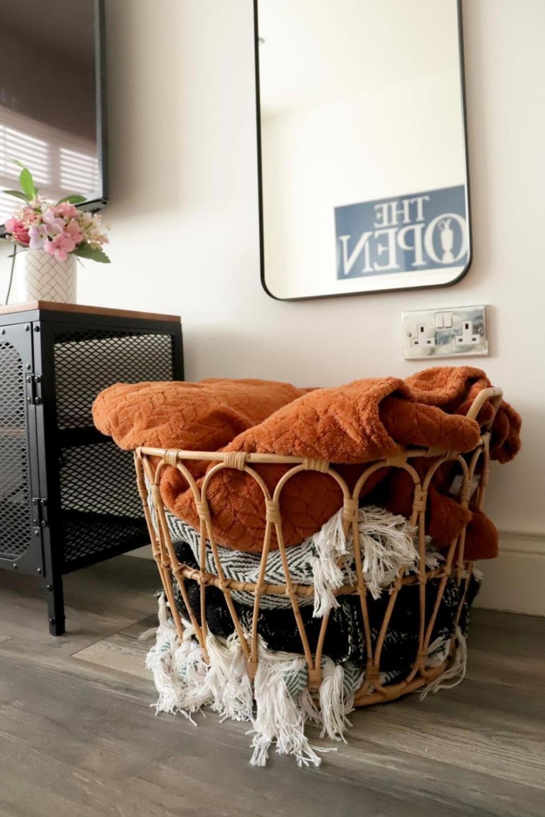 The Padora Apartment Портръш Екстериор снимка